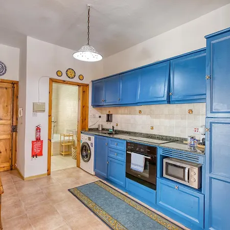 Apartment Sun-drenched St Julians With Private Balcony And Ultra Fast Wifi Gzira