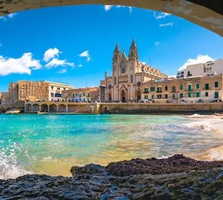 Apartment Sun-drenched St Julians With Private Balcony And Ultra Fast Wifi *